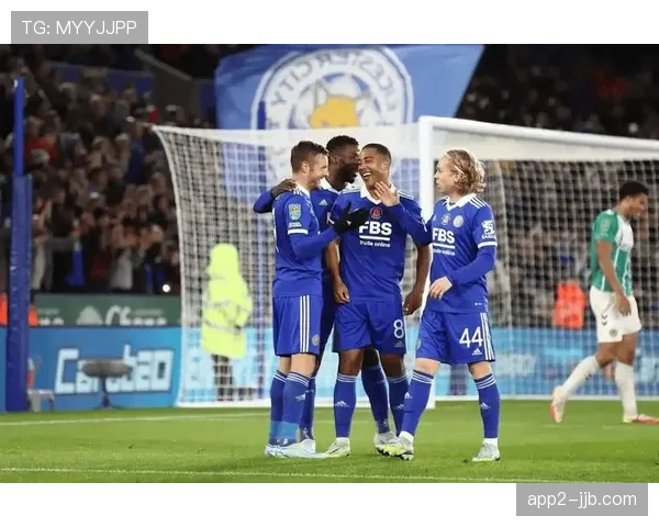 富勒姆2-1切尔西，库库雷利亚红牌改变德比局势