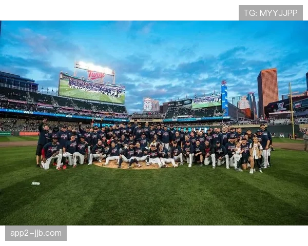 ESPN专家圆桌会议预测：2026年美联中区冠军归属